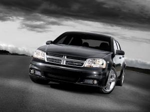 Dodge Avenger 2010 года